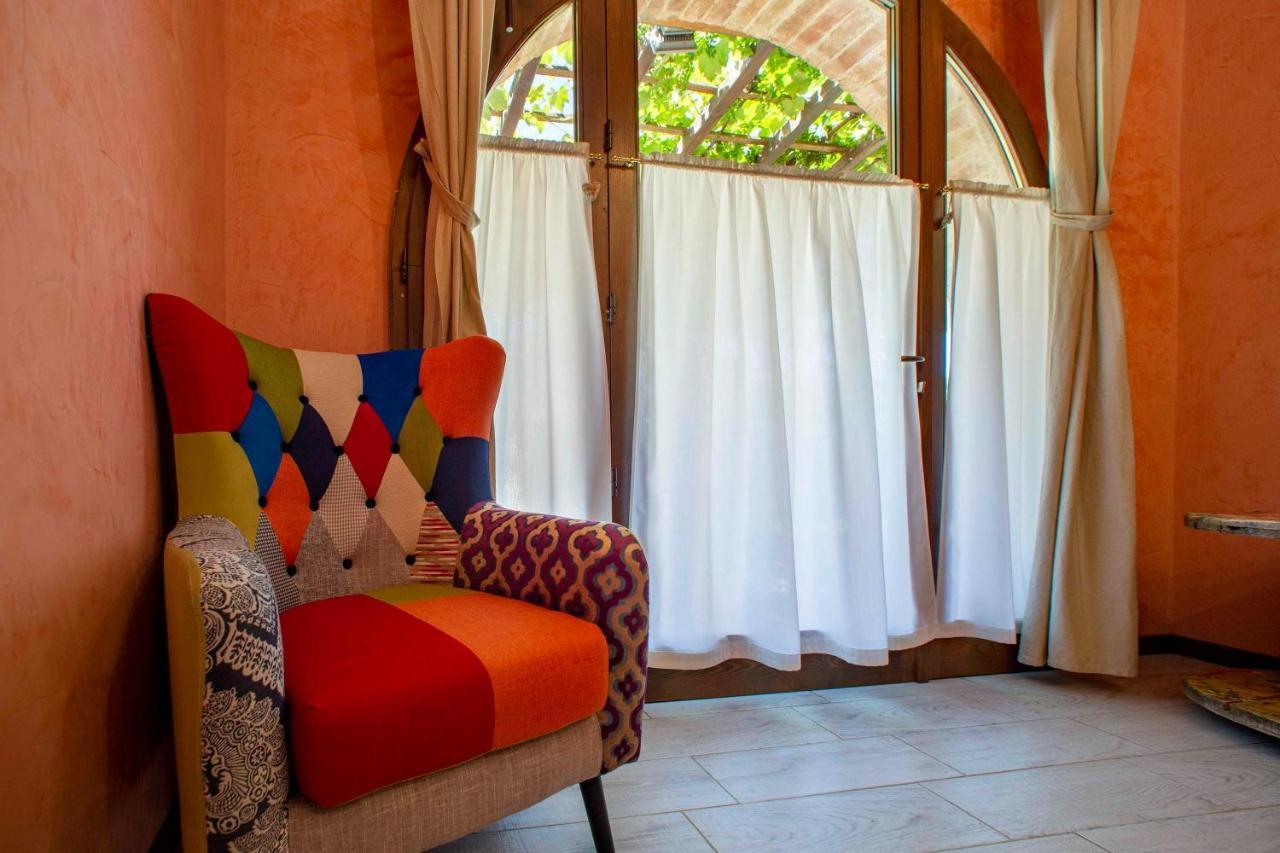 Podere Casanova & Wine Experience - *
